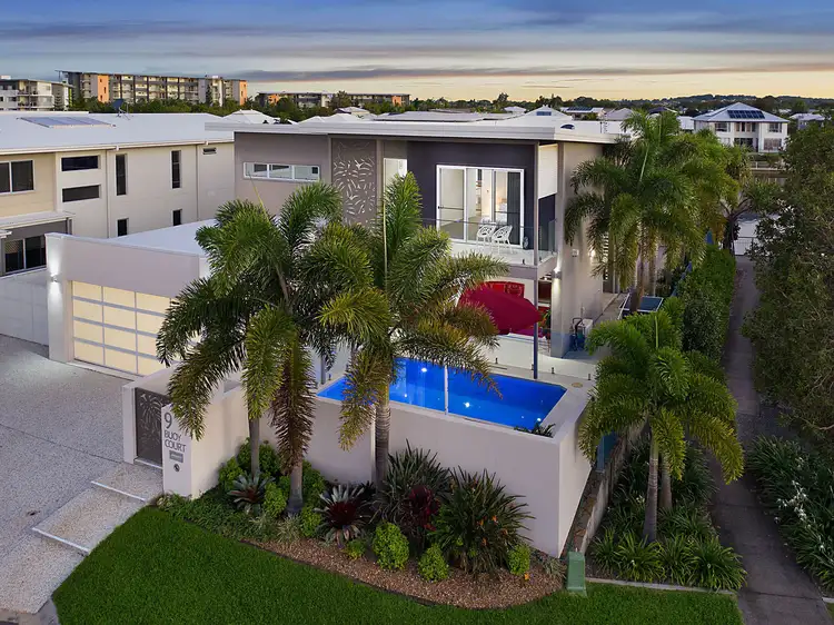 9 Buoy Court, Birtinya QLD 4575