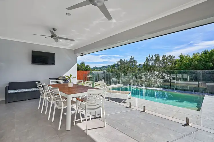 66 McFarlane Drive, Kanimbla QLD 4870