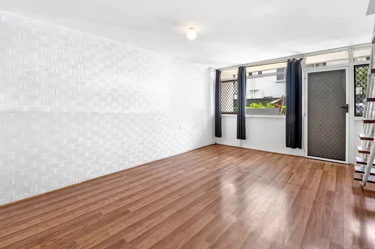 Sixth view of Homely unit listing, 2/183 Old Burleigh Road, Broadbeach QLD 4218
