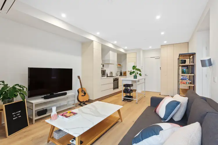 205/1B Kokaribb Road, Carnegie VIC 3163