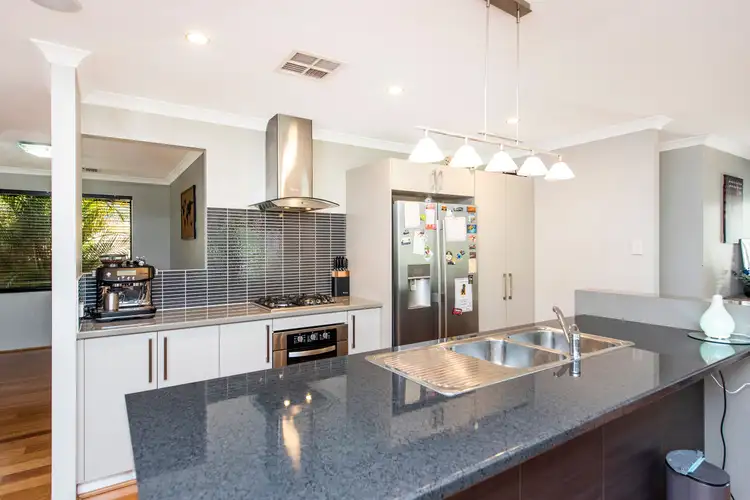Fifth view of Homely house listing, 10 Magenta Crescent, Baldivis WA 6171