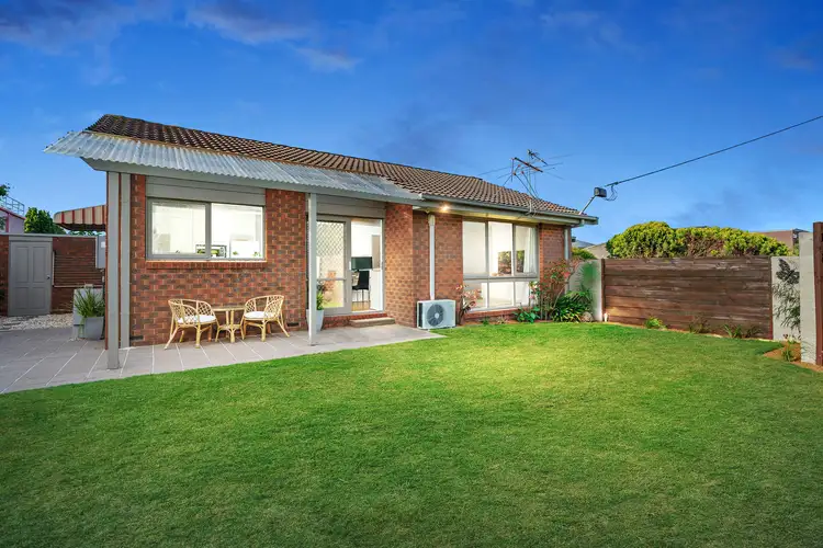 1/7 May Park Avenue, Ashwood VIC 3147