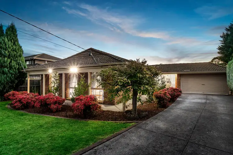 40 Greenaway Drive, Ferntree Gully VIC 3156