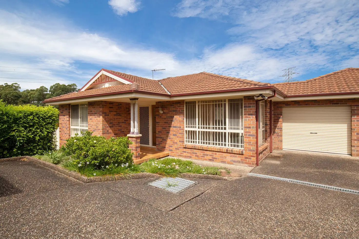Main view of Homely villa listing, 3/6 Louisa Avenue, Highfields NSW 2289