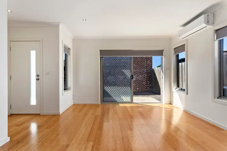 Fifth view of Homely house listing, 4/19 Central Avenue, Thomastown VIC 3074