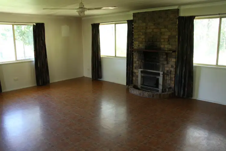 Fifth view of Homely house listing, 2 Walden Court, Rodds Bay QLD 4678