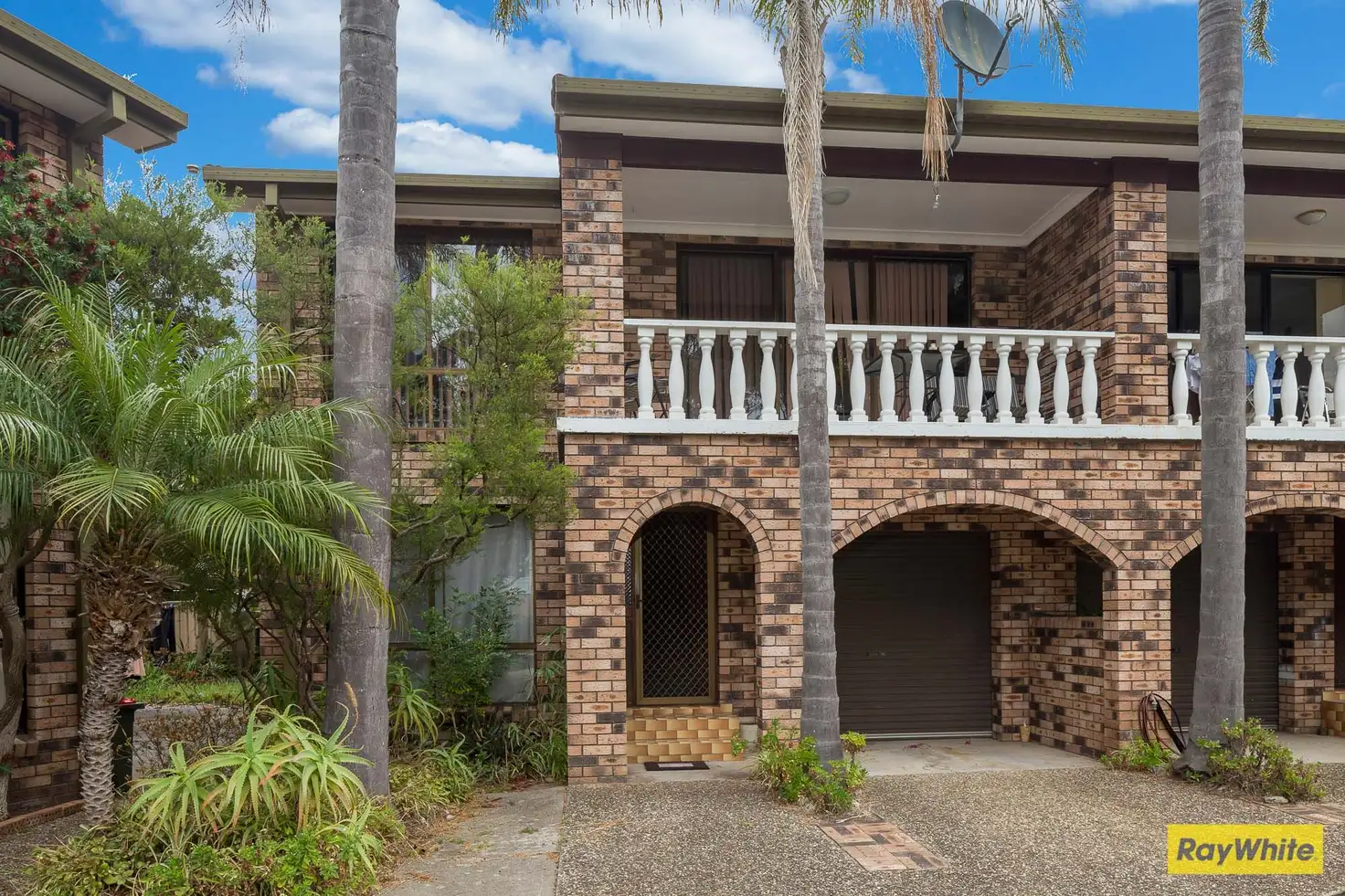 Main view of Homely unit listing, 3/2 Foam Street, Surfside NSW 2536