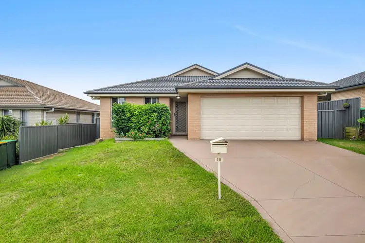 18 Kelman Drive, Cliftleigh NSW 2321