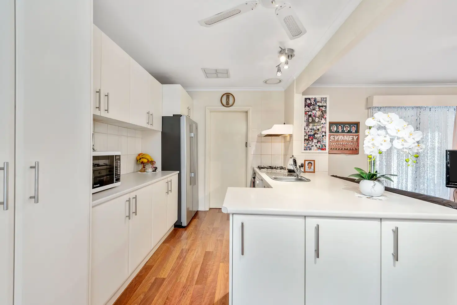 Main view of Homely house listing, 21 The Ridge West, Knoxfield VIC 3180