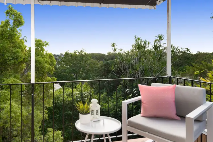 Third view of Homely house listing, 10 Pareena Crescent, Mansfield QLD 4122