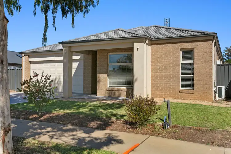 16 Grayton Street, Marong VIC 3515