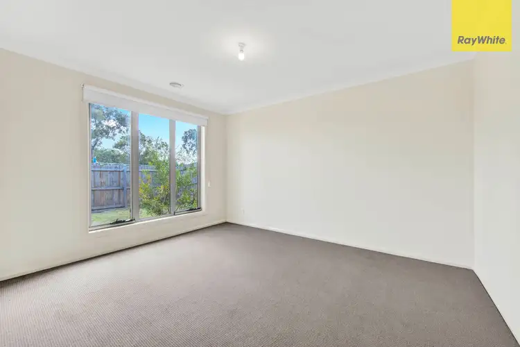 Fifth view of Homely house listing, 9 Kellie Court, Albanvale VIC 3021