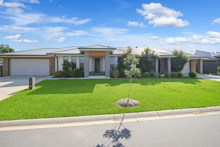 3 & 5 Clearwater Place, Thurgoona NSW 2640