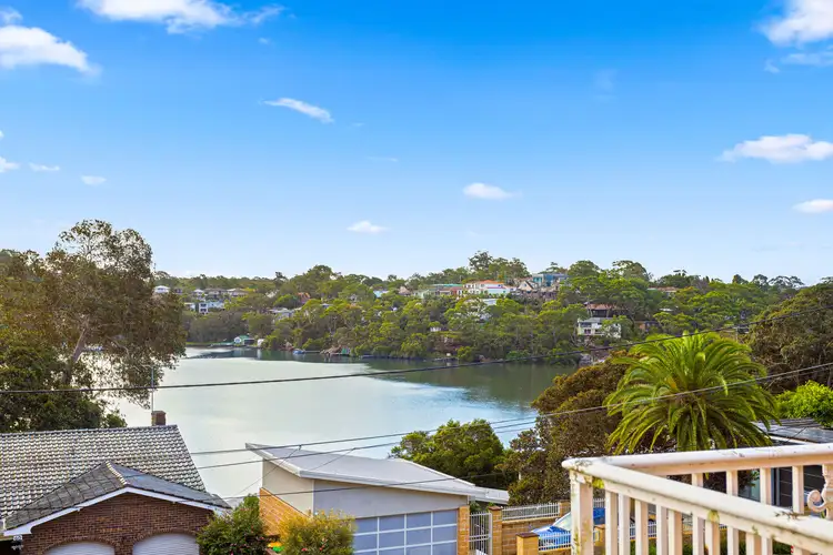 49 Llewellyn Street, Oatley NSW 2223