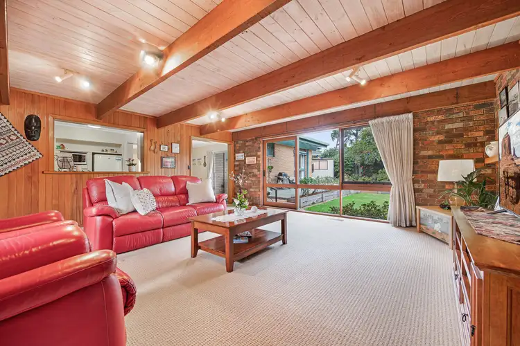 Fourth view of Homely house listing, 11 Carramar Court, Vermont VIC 3133