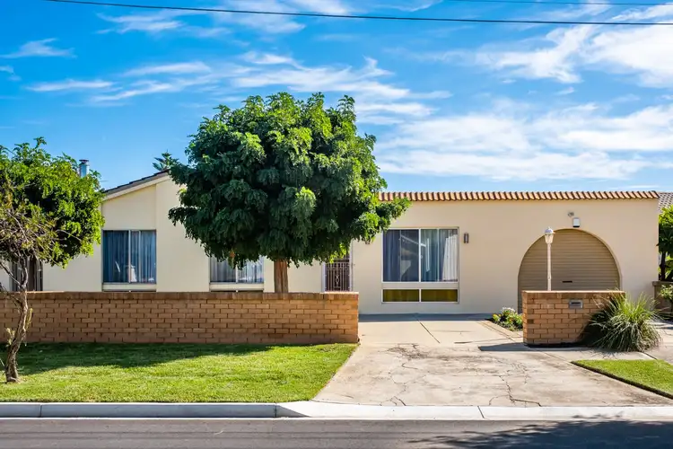 6 McMurray Avenue, Seaton SA 5023
