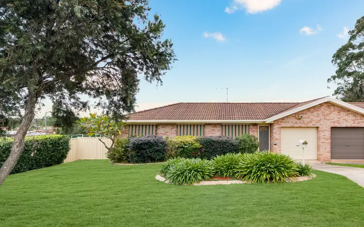 1/7 Archibald Crescent, Rosemeadow NSW 2560