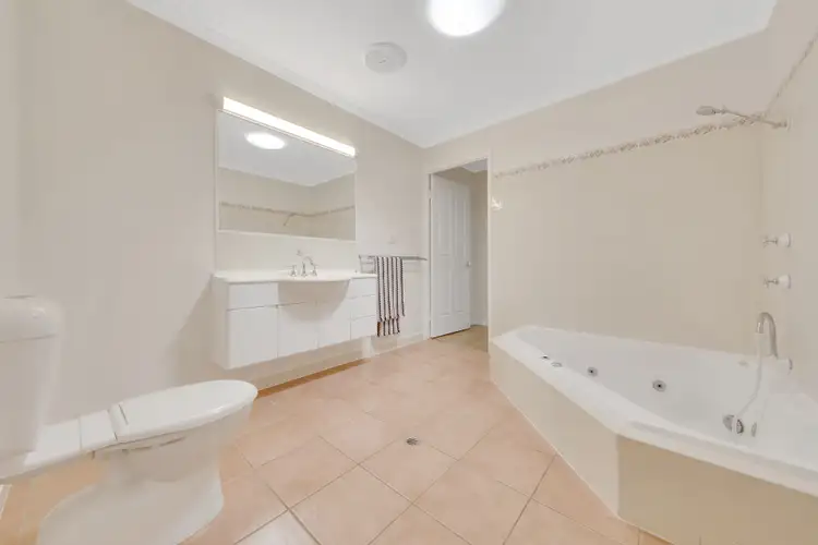 Seventh view of Homely house listing, 5 Covill Court, Telina QLD 4680