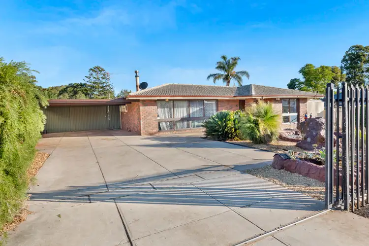 10 Hewish Crescent, Elizabeth Park SA 5113