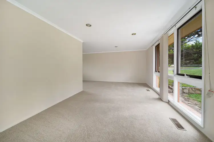 Second view of Homely house listing, 2 Lowe Court, Charnwood ACT 2615