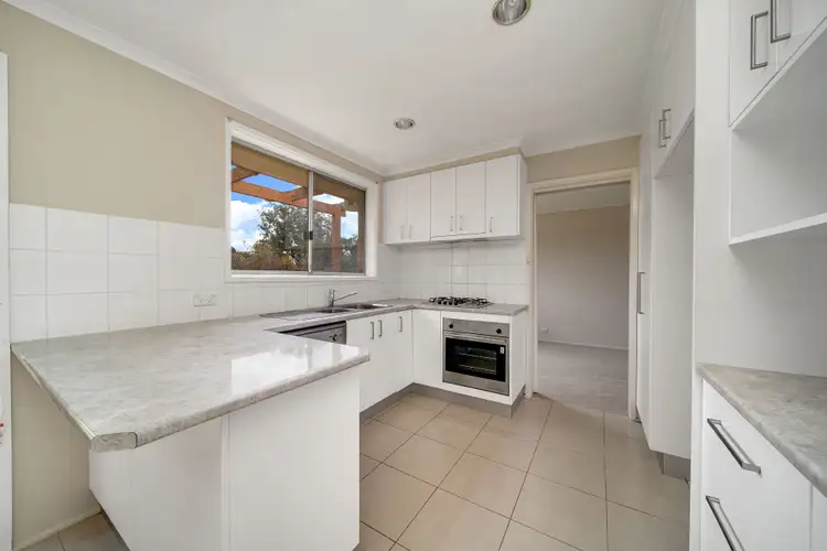 Fifth view of Homely house listing, 2 Lowe Court, Charnwood ACT 2615