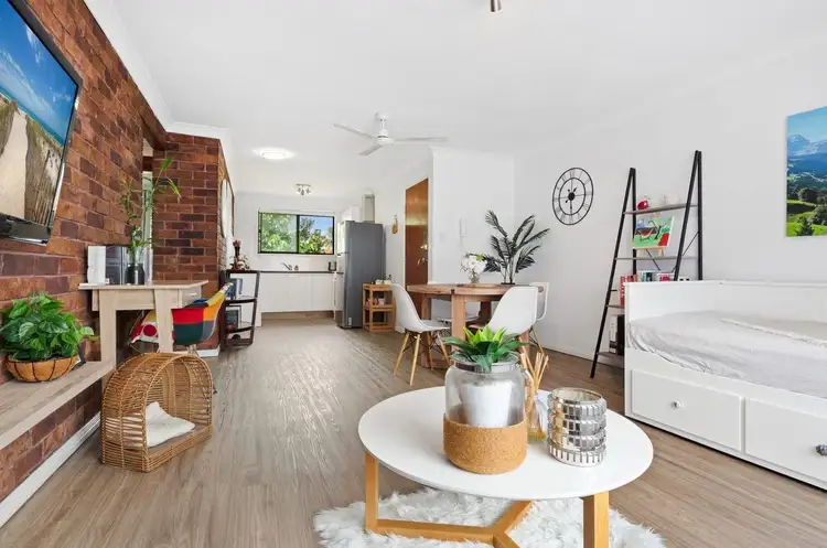 Second view of Homely unit listing, 5/157 Muir Street, Labrador QLD 4215