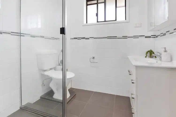 Seventh view of Homely unit listing, 5/157 Muir Street, Labrador QLD 4215