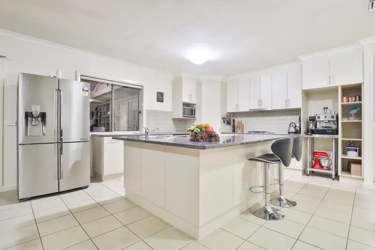 Fifth view of Homely house listing, 5 Spitfire Court, Mildura VIC 3500