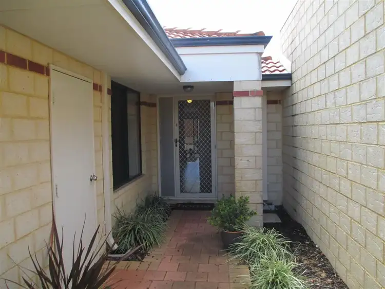 12C Harriet Place, Cloverdale WA 6105