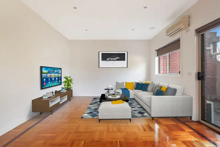 Third view of Homely unit listing, 2/26 Heather Court, Glenroy VIC 3046