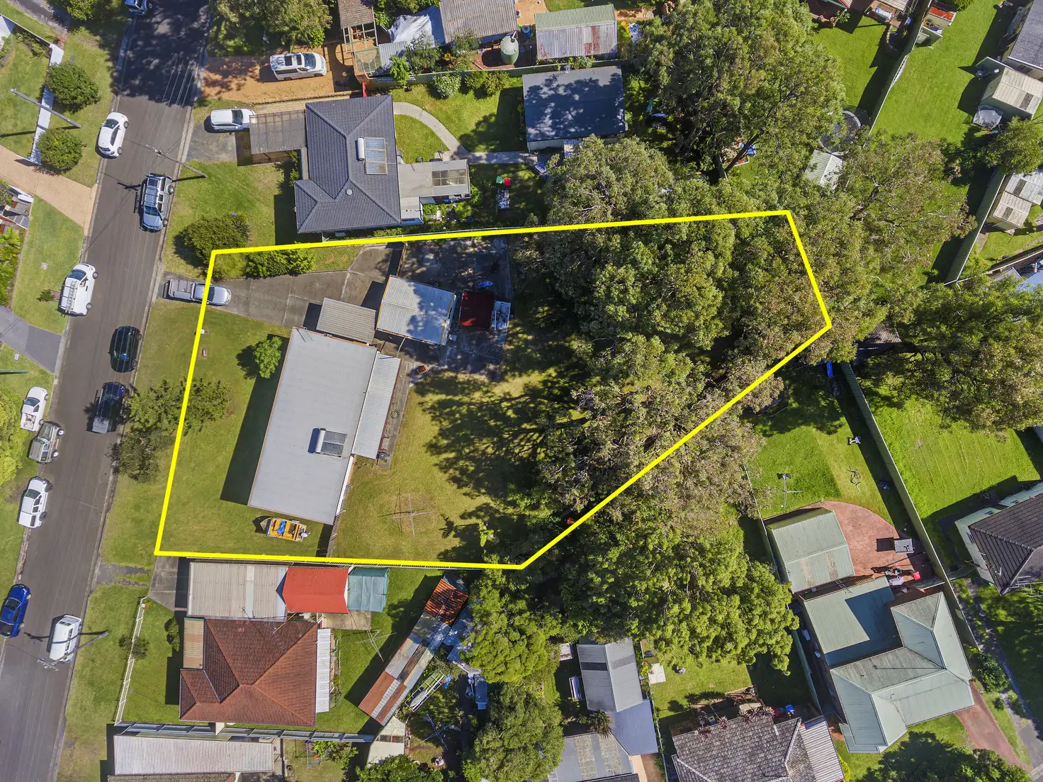 Main view of Homely house listing, 122-124 Barton Street, Oak Flats NSW 2529