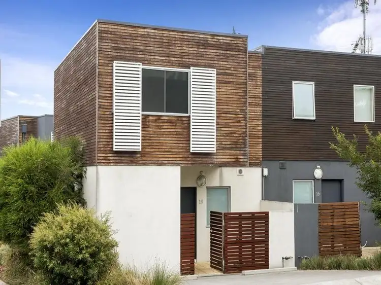 18 Waxflower Crescent, Bundoora VIC 3083