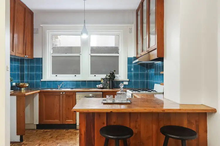 Sixth view of Homely apartment listing, 9/6A Greenknowe Avenue, Elizabeth Bay NSW 2011