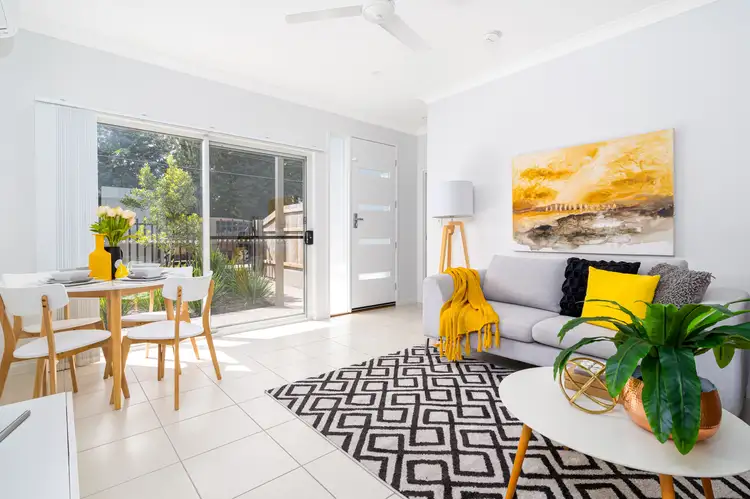 1/129 Barbaralla Drive, Springwood QLD 4127