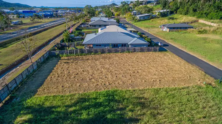 56 South Molle Boulevard, Cannonvale QLD 4802