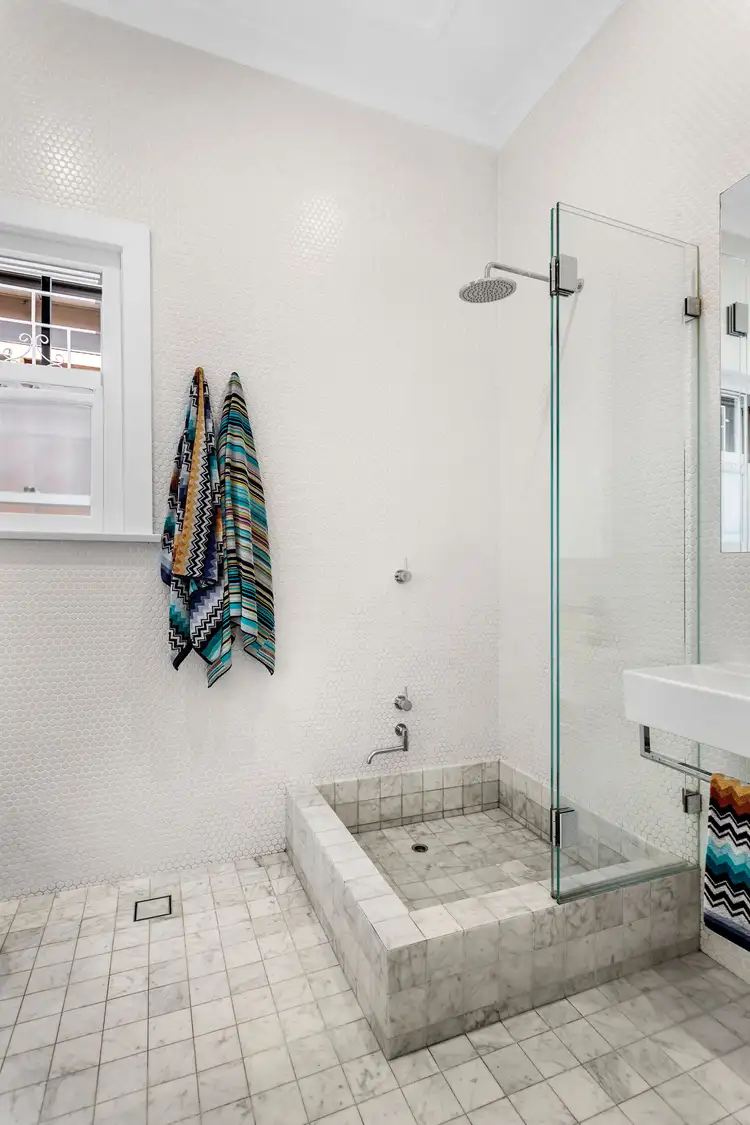 Fourth view of Homely apartment listing, 3/166 Queen Street, Woollahra NSW 2025