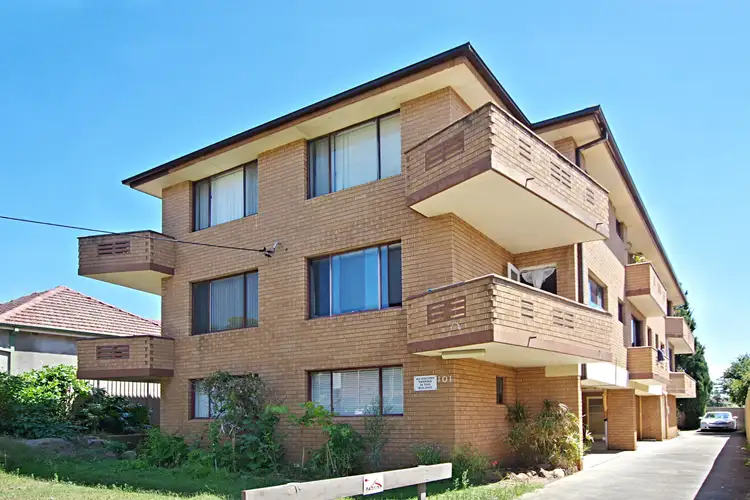 3/101 SPROULE Street, Lakemba NSW 2195