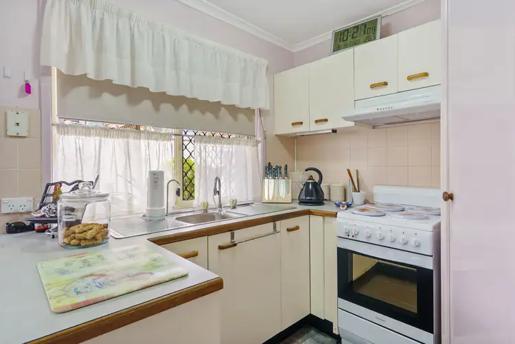 Fifth view of Homely unit listing, 2/6-8 Almara Street, Capalaba QLD 4157