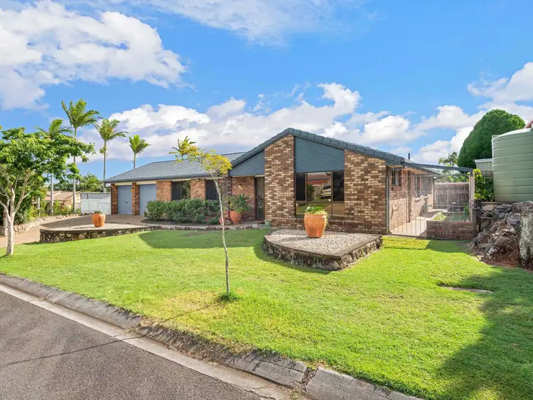 1 Canning Close, Wynnum West QLD 4178