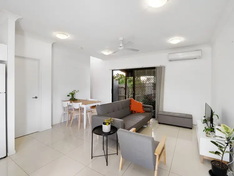 Second view of Homely townhouse listing, 1/18 Berge Street, Mount Gravatt QLD 4122