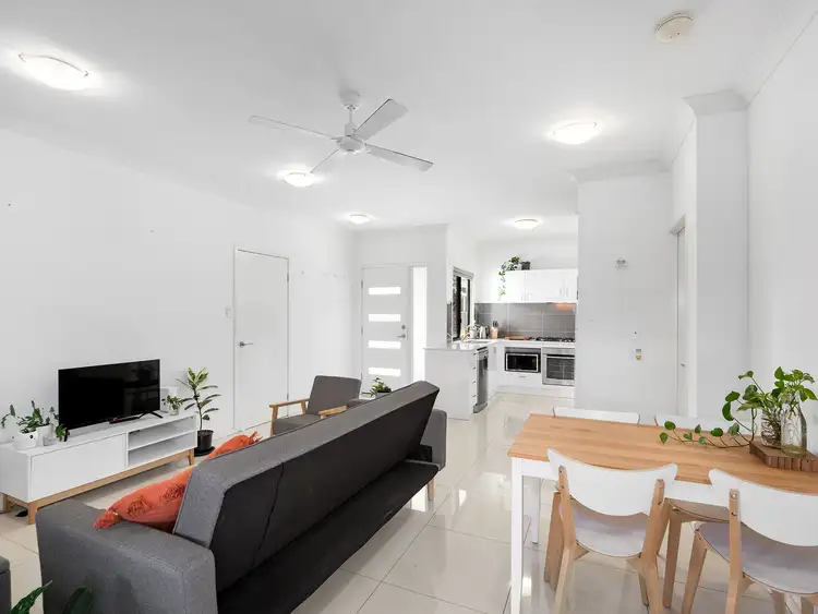 Fifth view of Homely townhouse listing, 1/18 Berge Street, Mount Gravatt QLD 4122