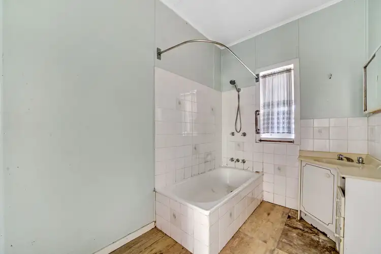 Third view of Homely house listing, 32 Lake Road, Slacks Creek QLD 4127