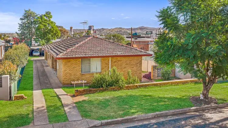Main view of Homely block of units listing, 1 Thomas Street, Tamworth NSW 2340