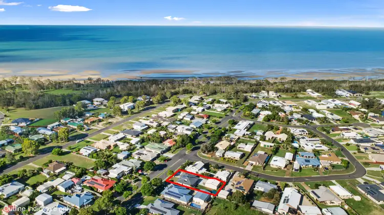 25 Beach Drive, Burrum Heads QLD 4659