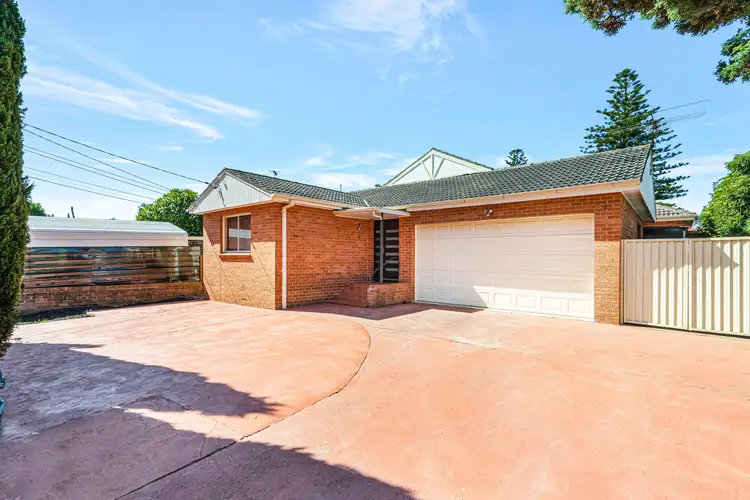 23 Solo Crescent, Fairfield NSW 2165