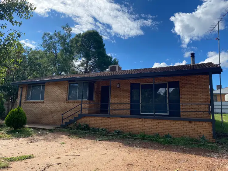 3 Stenhouse Street, Condobolin NSW 2877