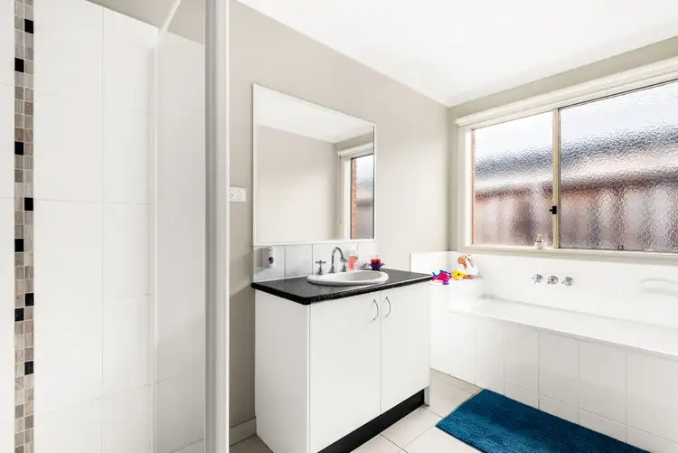 Fifth view of Homely house listing, 19 Spinebill Court, Pakenham VIC 3810