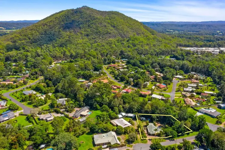 10 Einsleigh Court, Beerwah QLD 4519