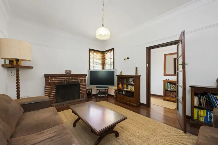 Main view of Homely house listing, 1/79 Manning Road, Manning WA 6152