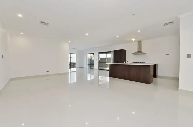 22 Travertine Street, Harrisdale WA 6112